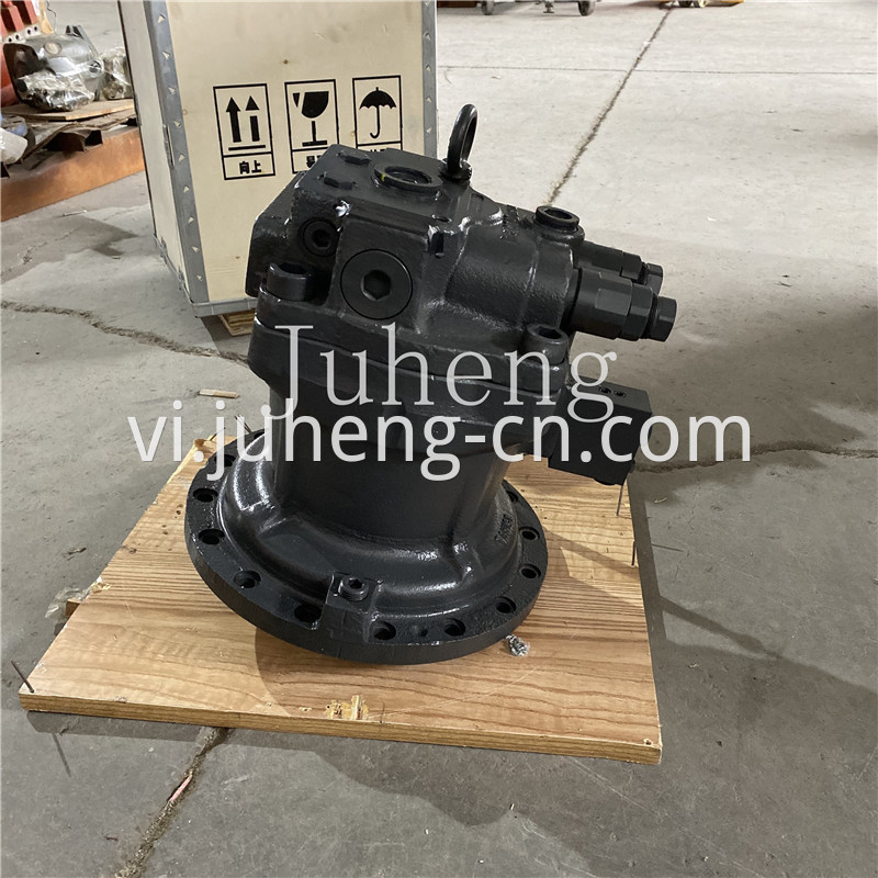 Dx225 Swing Motor 1